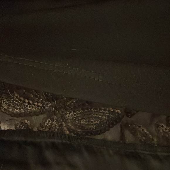 Romeo & Juliet Couture - Picture 5 of 5